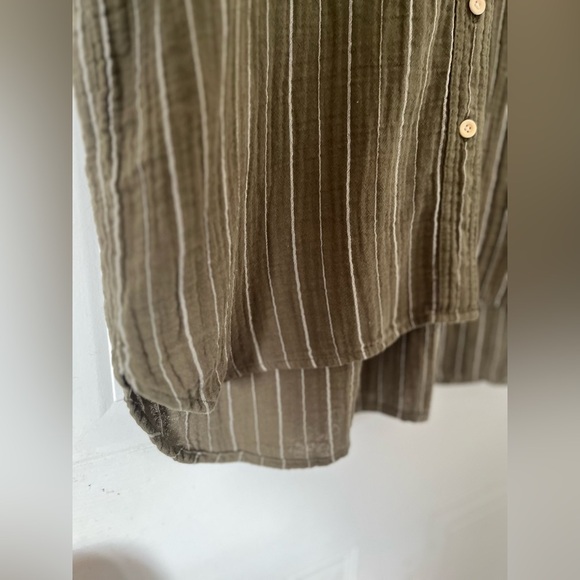 Madewell Lightspun Short-Sleeve Flap-Pocket Shirt in Stripe - Picture 9 of 10
